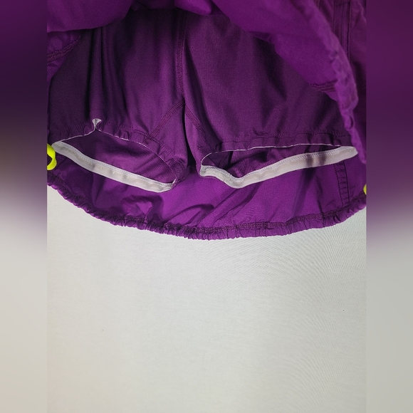 Lululemon Run Tracker Skirt Purple Size 6 RARE - Picture 3 of 9